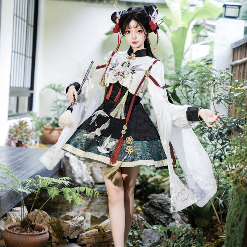 Set di Giacca e Vestito in Sti - Anime Cosplay Lolita recensione e prezzo